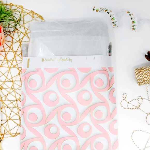 Other - NEW Pack of 20 Designer Poly Mailers